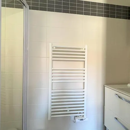 T1 Bis Confortable Avec Terrasse, Parking Prive, Proche Thermes - Fr-1-495-111 Appartement